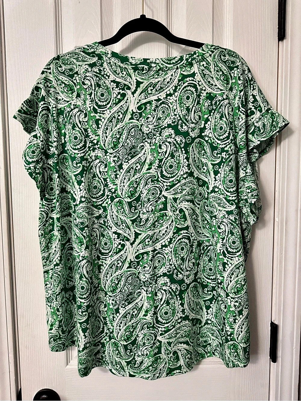 Crown & Ivy Short Ruffle Sleeve Tops Size 2X Like New. 3 top bundle - Picture 2 of 13